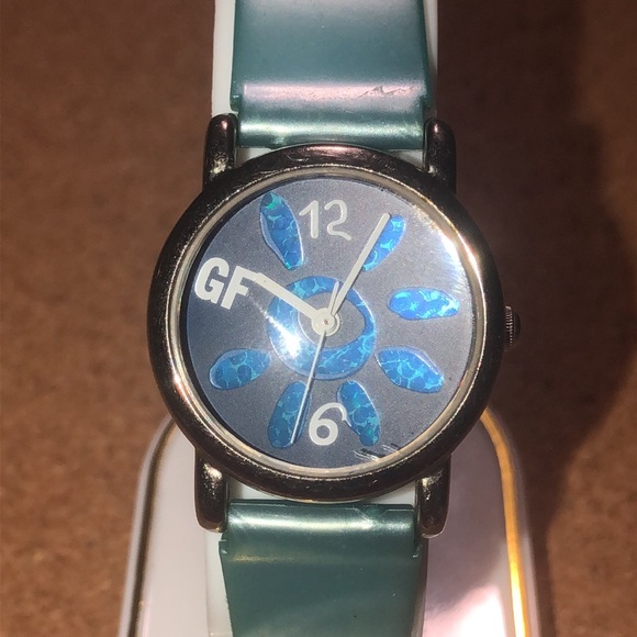 3/$40 GF flower watch - Picture 4 of 7